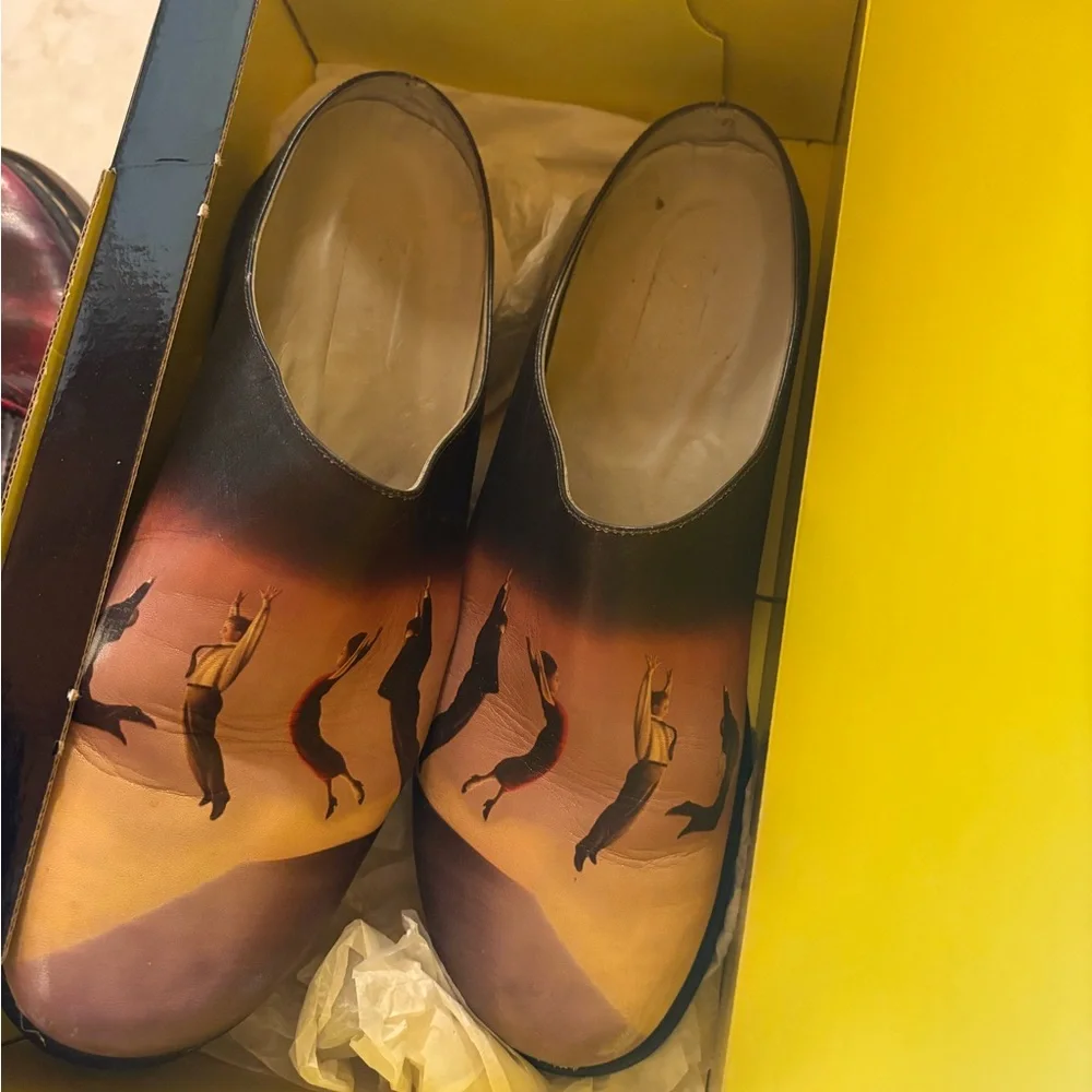 ICON Women's Artistic Black and Yellow Loafers - Picture 2 of 4